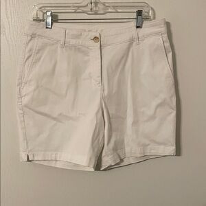 Tommy Bahama Women's White Shorts size 12